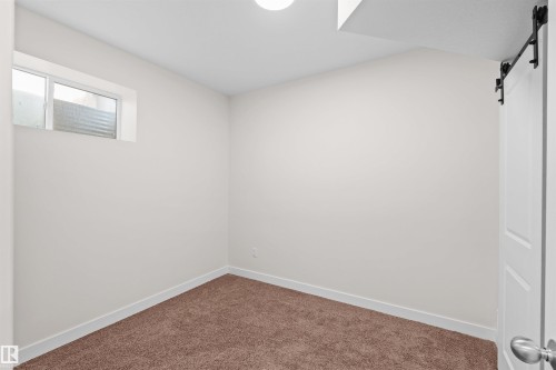 15907 91 Street, Edmonton, AB - Indoor Photo Showing Other Room