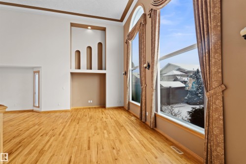 15907 91 Street, Edmonton, AB - Indoor Photo Showing Other Room