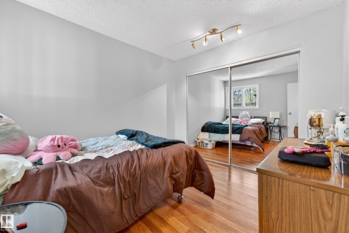 3584 42 Street, Edmonton, AB - Indoor Photo Showing Bedroom