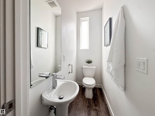 21 100 Jensen Lakes Boulevard, St. Albert, AB - Indoor Photo Showing Bathroom