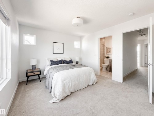 21 100 Jensen Lakes Boulevard, St. Albert, AB - Indoor Photo Showing Bedroom