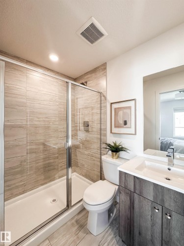 21 100 Jensen Lakes Boulevard, St. Albert, AB - Indoor Photo Showing Bathroom