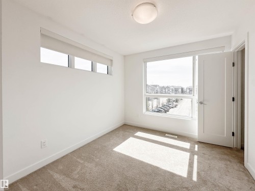 21 100 Jensen Lakes Boulevard, St. Albert, AB - Indoor Photo Showing Other Room