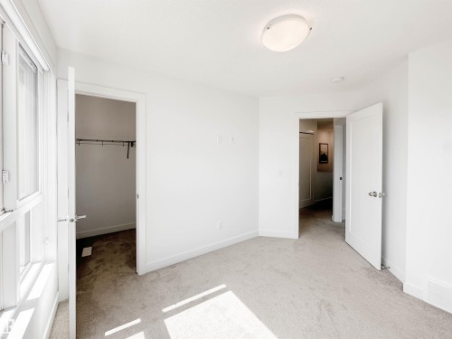 21 100 Jensen Lakes Boulevard, St. Albert, AB - Indoor Photo Showing Other Room