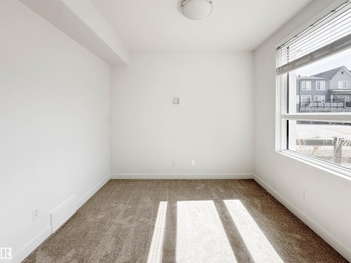21 100 Jensen Lakes Boulevard, St. Albert, AB - Indoor Photo Showing Other Room