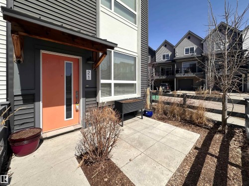 21 100 Jensen Lakes Boulevard, St. Albert, AB - Outdoor