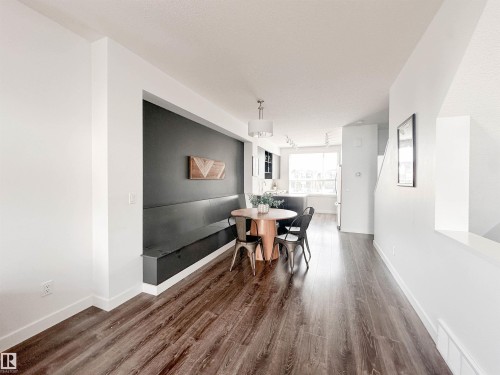21 100 Jensen Lakes Boulevard, St. Albert, AB - Indoor