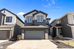 13 RESPLENDENT Way St. Albert, AB T8N 8B3