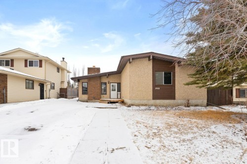 3910 39 Street  Leduc, AB T9E 4W5