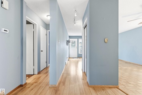 106 Westglen Crescent, Spruce Grove, AB - Indoor Photo Showing Other Room