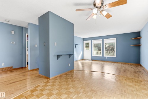 106 Westglen Crescent, Spruce Grove, AB - Indoor Photo Showing Other Room