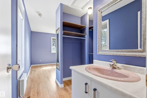 106 Westglen Crescent, Spruce Grove, AB - Indoor Photo Showing Bathroom