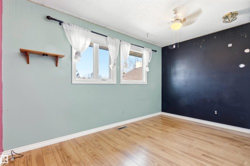 106 Westglen Crescent, Spruce Grove, AB - Indoor Photo Showing Other Room