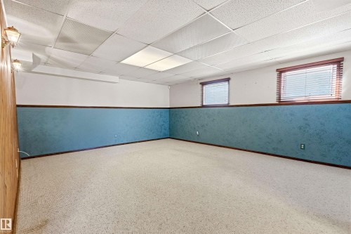 106 Westglen Crescent, Spruce Grove, AB - Indoor Photo Showing Other Room