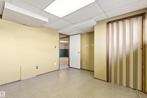 106 Westglen Crescent, Spruce Grove, AB - Indoor Photo Showing Other Room