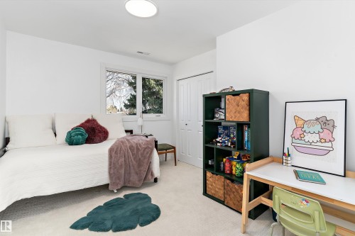 9448 76 Street, Edmonton, AB - Indoor