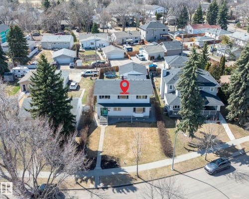 9448 76 Street, Edmonton, AB - Outdoor With View