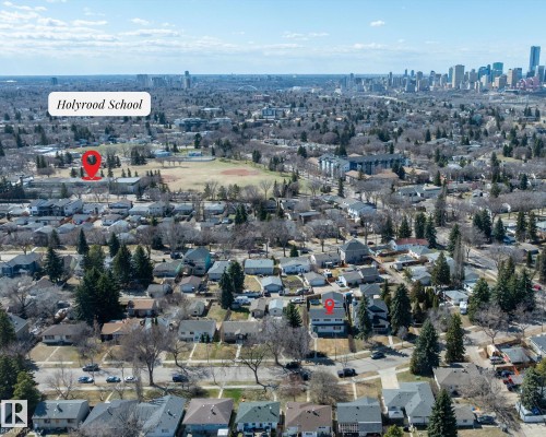 9448 76 Street, Edmonton, AB - Outdoor With View
