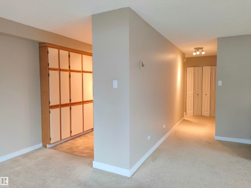 101 9737 112 Street, Edmonton, AB - Indoor Photo Showing Other Room