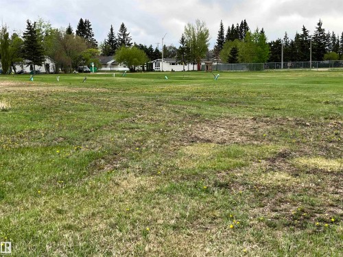 50 St 51 Avenue, Chipman, AB 