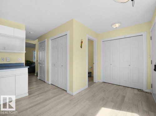 4519 149 Avenue, Edmonton, AB - Indoor
