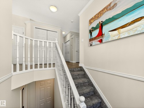 7 Oakbay Point(E), St. Albert, AB - Indoor Photo Showing Other Room