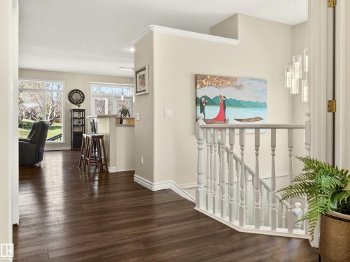 7 Oakbay Point(E), St. Albert, AB - Indoor Photo Showing Other Room