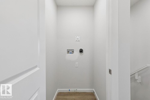 305 Edgemont Drive, Edmonton, AB - Indoor Photo Showing Other Room