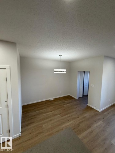 305 Edgemont Drive, Edmonton, AB - Indoor Photo Showing Other Room
