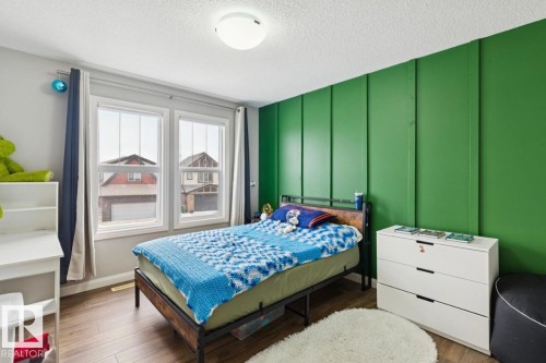 1351 Secord Landing Landing, Edmonton, AB - Indoor Photo Showing Bedroom