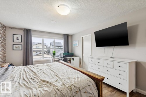 1351 Secord Landing Landing, Edmonton, AB - Indoor Photo Showing Bedroom