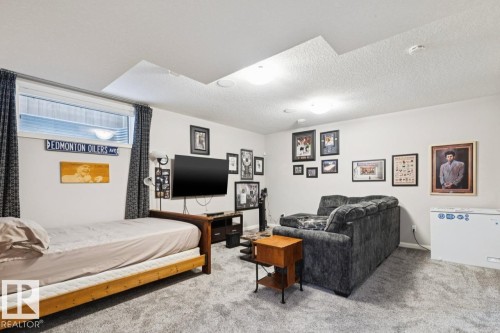 1351 Secord Landing Landing, Edmonton, AB - Indoor Photo Showing Bedroom