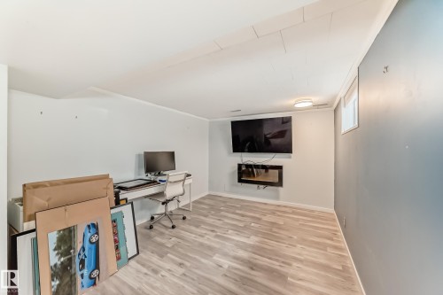 10927 146 Street, Edmonton, AB - Indoor With Fireplace