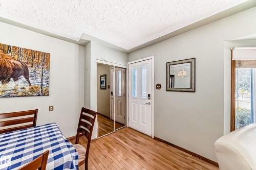 10927 146 Street, Edmonton, AB - Indoor Photo Showing Dining Room