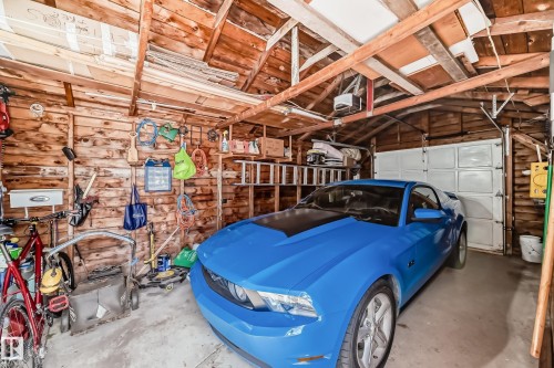 10927 146 Street, Edmonton, AB - Indoor Photo Showing Garage