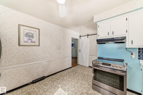 10927 146 Street, Edmonton, AB - Indoor Photo Showing Other Room