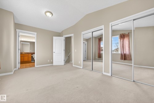 4989 Thibault Way, Edmonton, AB - Indoor Photo Showing Other Room