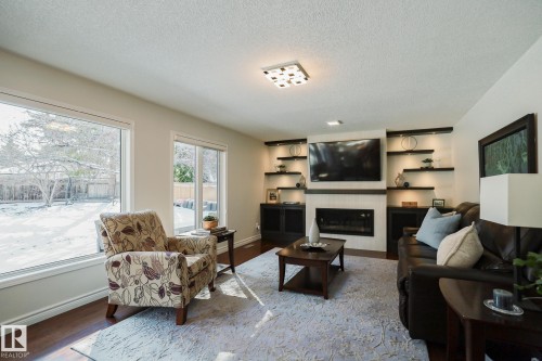 15155 Ramsay Crescent, Edmonton, AB - Indoor Photo Showing Living Room With Fireplace