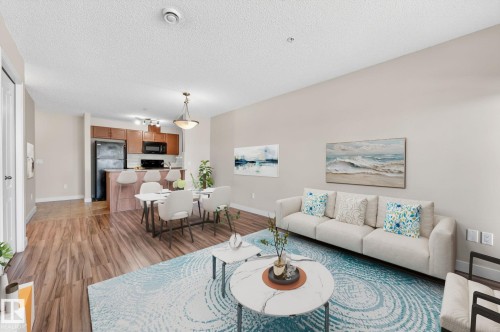 309 12660 142 Avenue, Edmonton, AB - Indoor Photo Showing Living Room