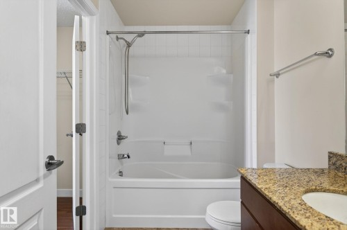 309 12660 142 Avenue, Edmonton, AB - Indoor Photo Showing Bathroom