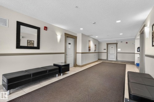 309 12660 142 Avenue, Edmonton, AB - Indoor Photo Showing Other Room