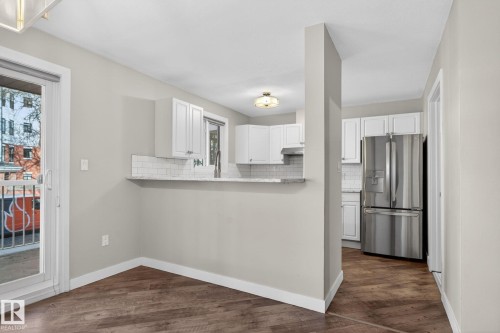 113 10153 117 Street, Edmonton, AB - Indoor