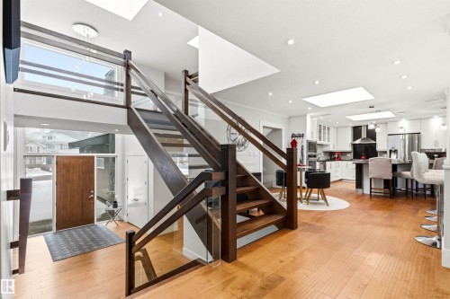 12420 Grand View Drive, Edmonton, AB - Indoor Photo Showing Other Room