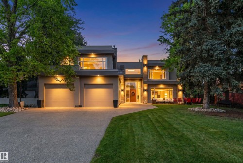 12420 Grand View Drive, Edmonton, AB - Outdoor With Facade