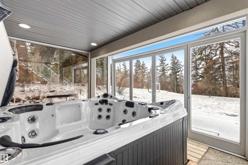 12420 Grand View Drive, Edmonton, AB - 