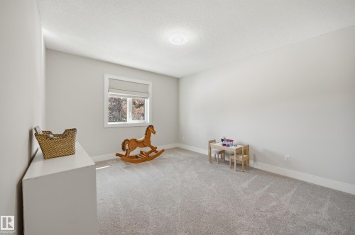 6 Cormack Crescent, Edmonton, AB - Indoor Photo Showing Other Room