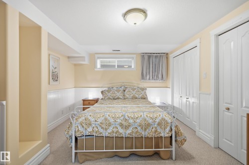 6 Cormack Crescent, Edmonton, AB - Indoor Photo Showing Bedroom