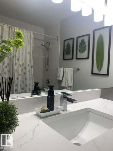 83 Lorraine Crescent, St. Albert, AB - Indoor Photo Showing Bathroom