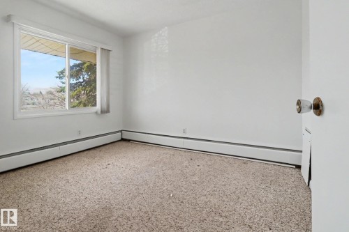 604F 2908 116A Avenue Nw, Edmonton, AB - Indoor Photo Showing Other Room