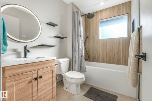 7404 82 Street, Edmonton, AB - Indoor Photo Showing Bathroom